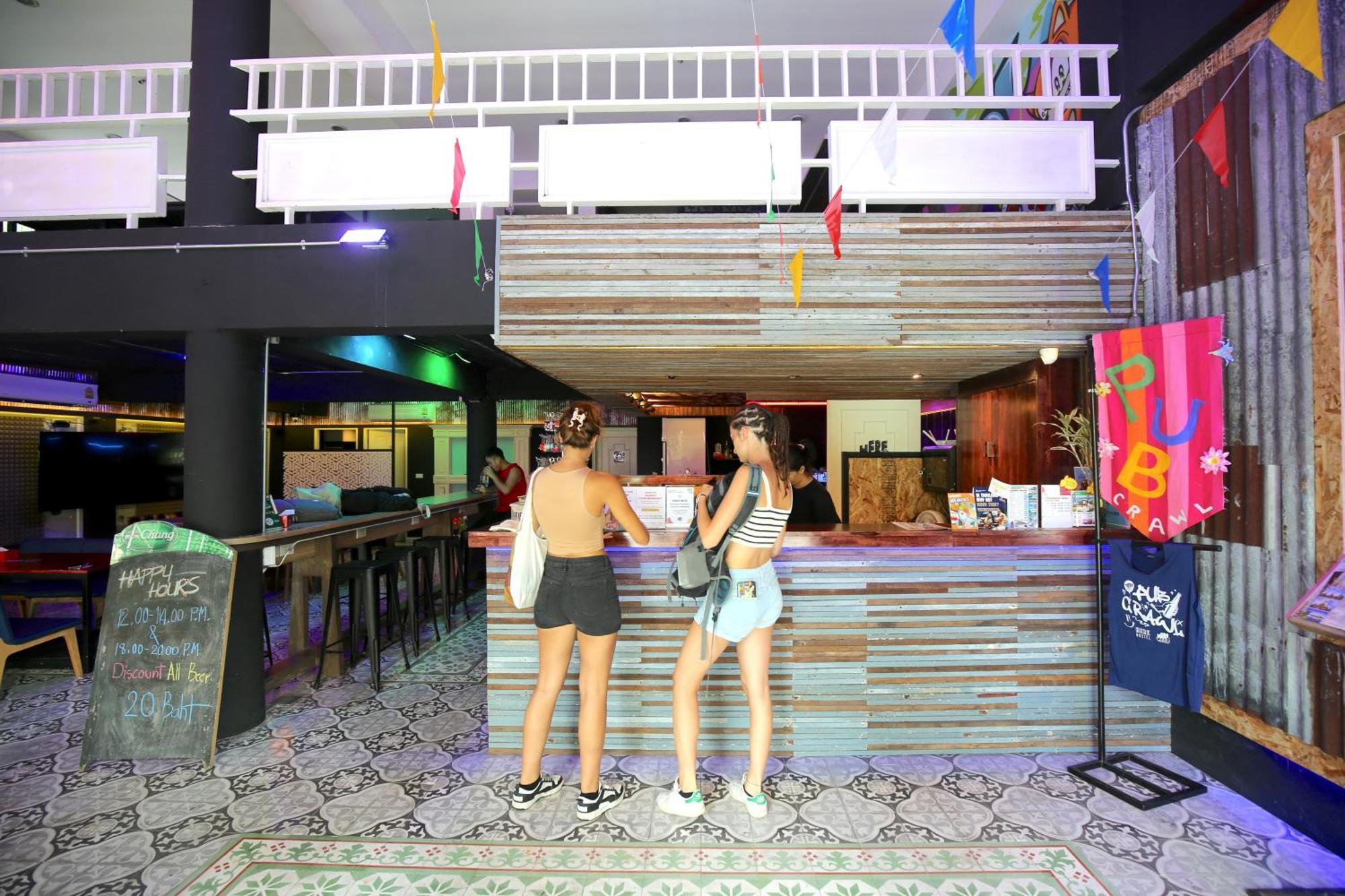 Here We Go Bangkok Exterior photo